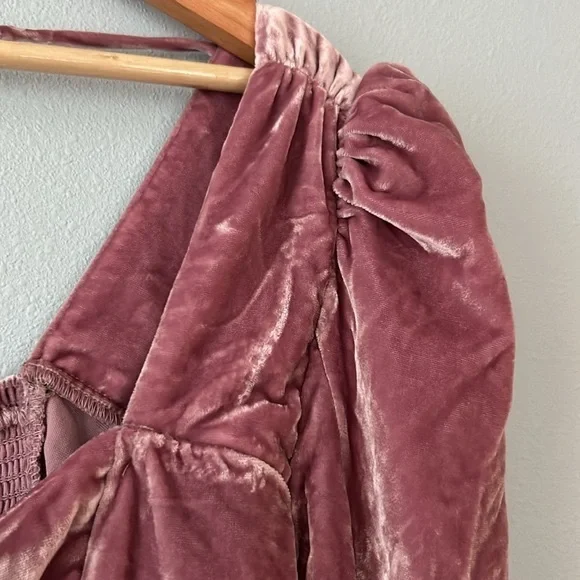 Free People • NWOT Mauve Bridgette Velvet Puff Sleeve Corset Style Top Size Med - Picture 10 of 17